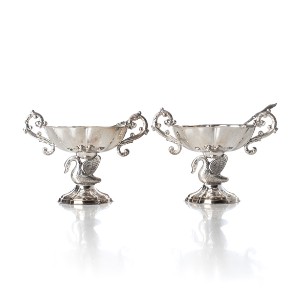 UPPSATSSKÅLAR ETT PAR