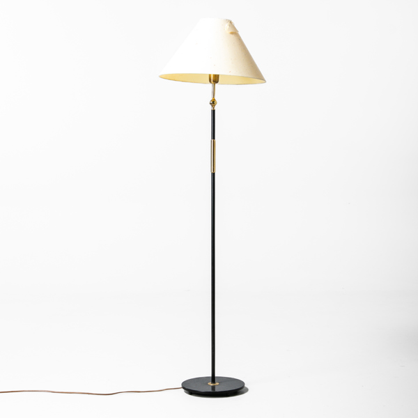 GOLVLAMPA