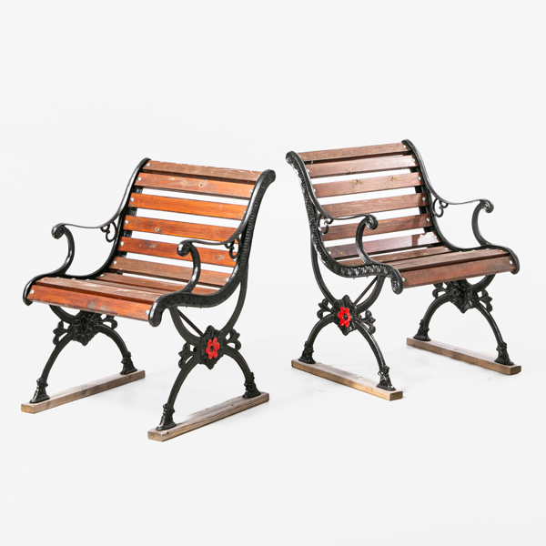 TRÄDGÅRDSKARMSTOLAR