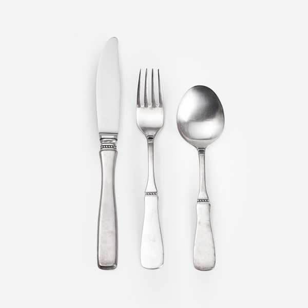 BESTICKSUPPSÄTTNING