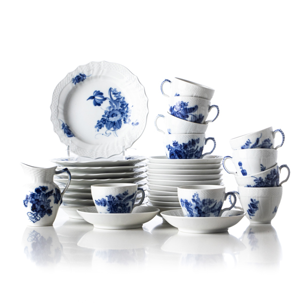 BLÅ BLOMSTER ROYAL COPENHAGEN