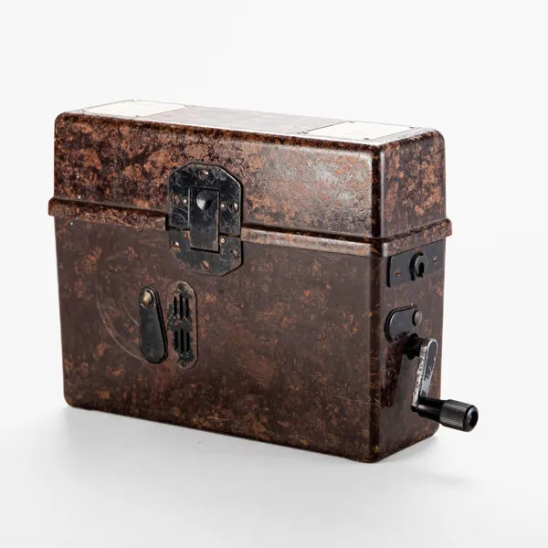 FÄLTTELEFON WWII