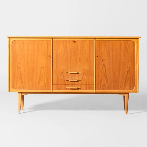 SIDEBOARD
